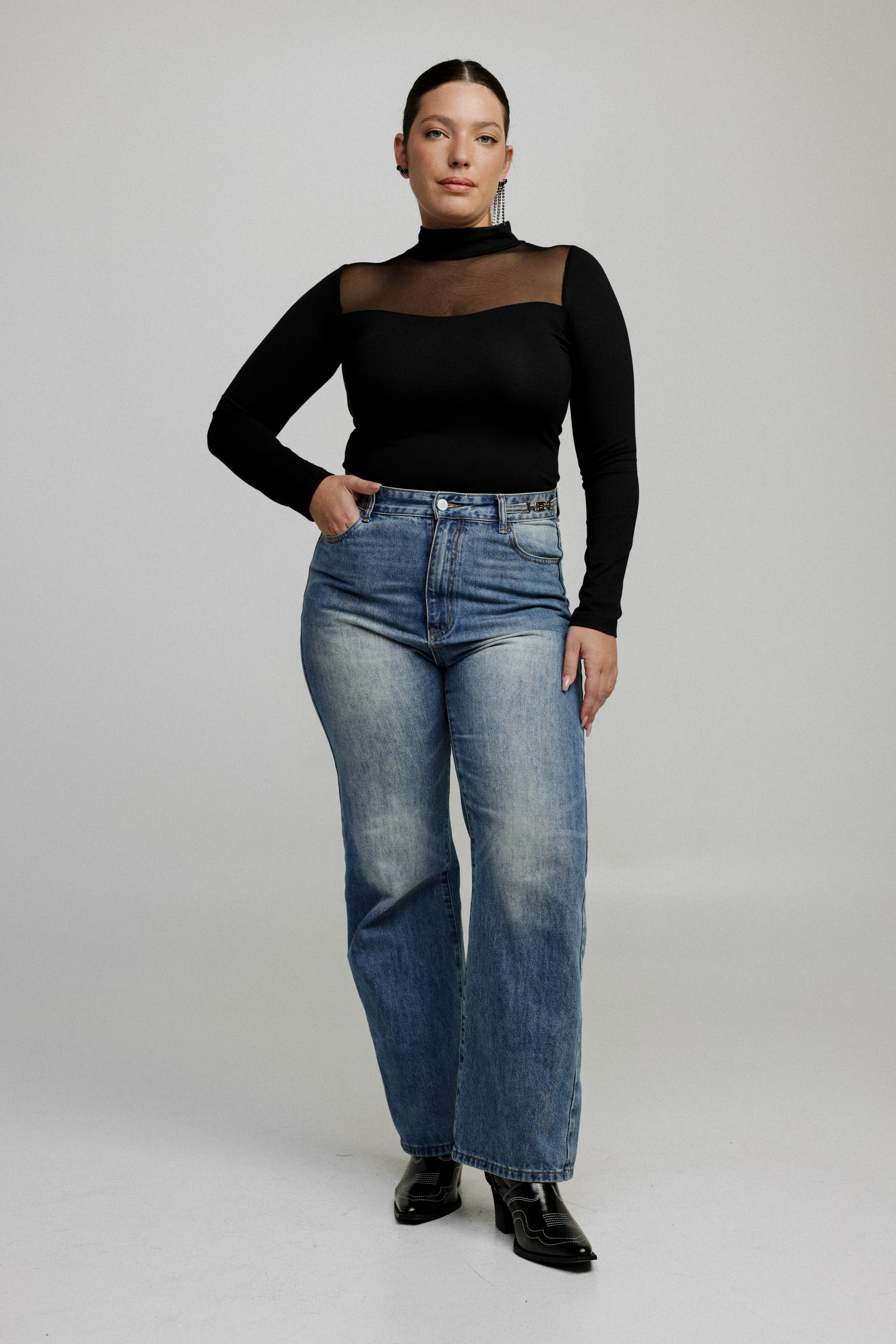 Elenora mesh top