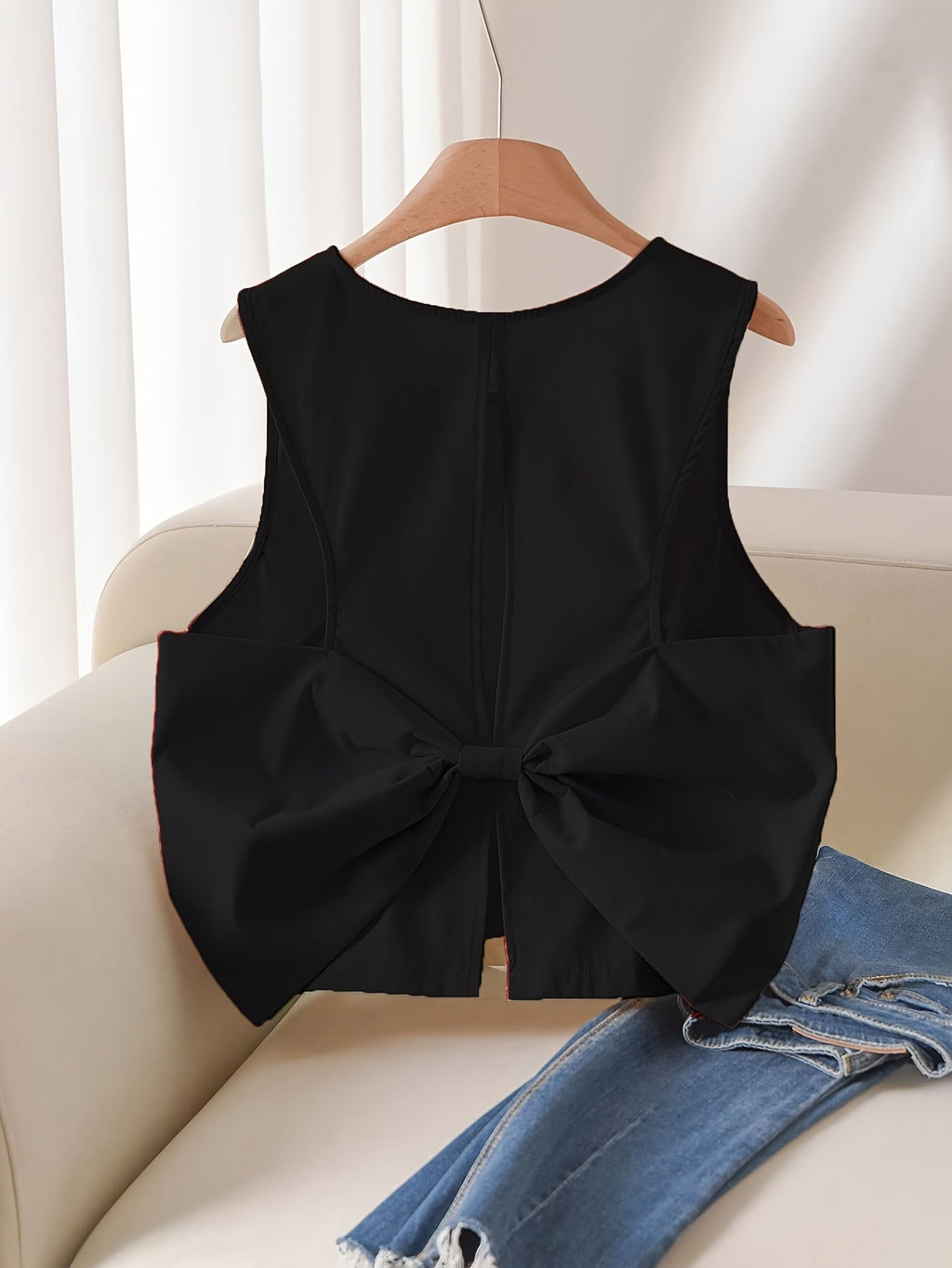 Bow Detail Sleeveless Tank Top