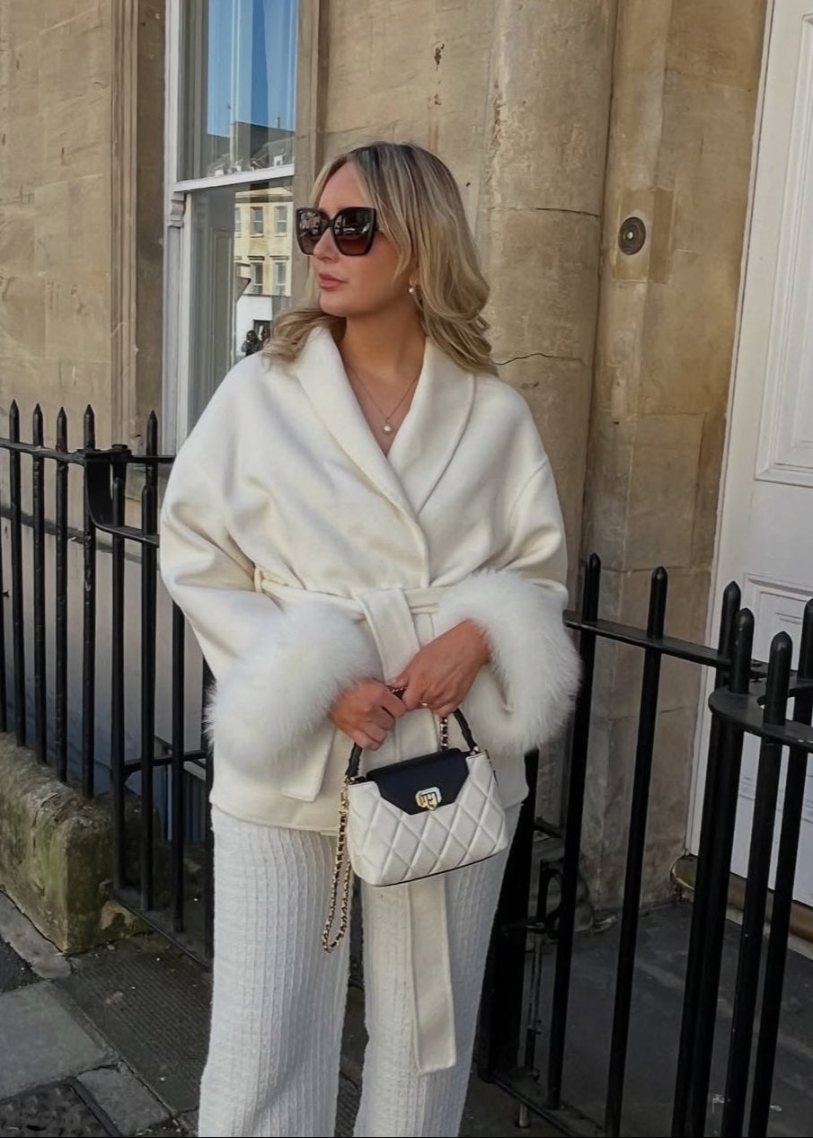 ELARA WOOL COAT (Removable fur)