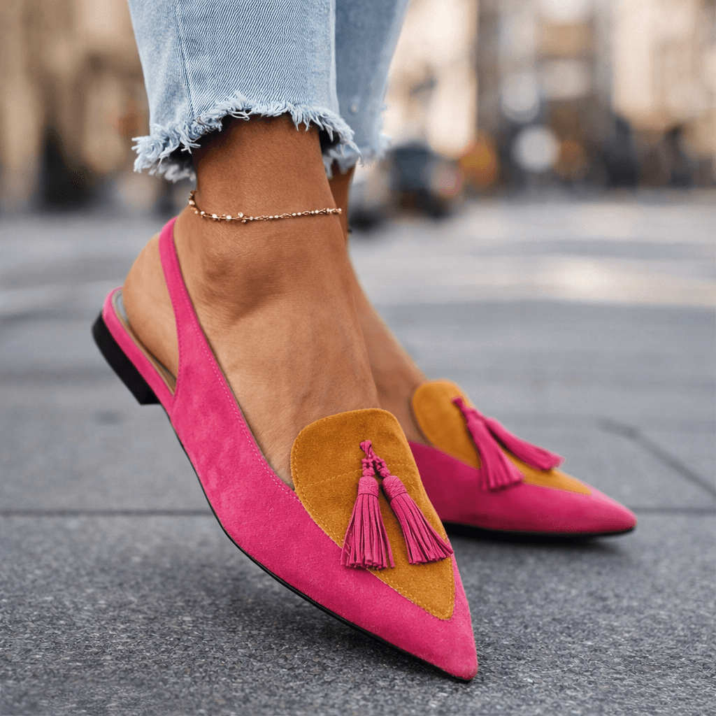 LORENA | SANDALS WITH STRAPS & TASSEL DETAILS