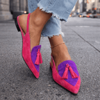 LORENA | SANDALS WITH STRAPS & TASSEL DETAILS