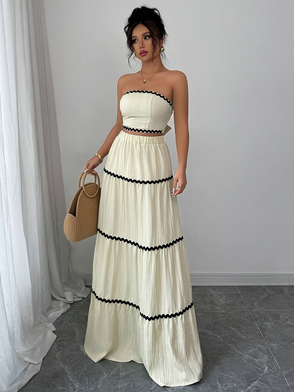 Chic Cropped Top  Skirt Set for Her