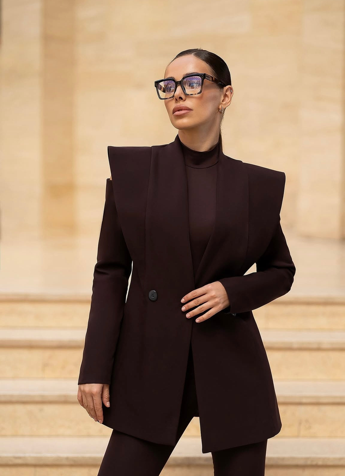 Larisa Women's Elegant Suit