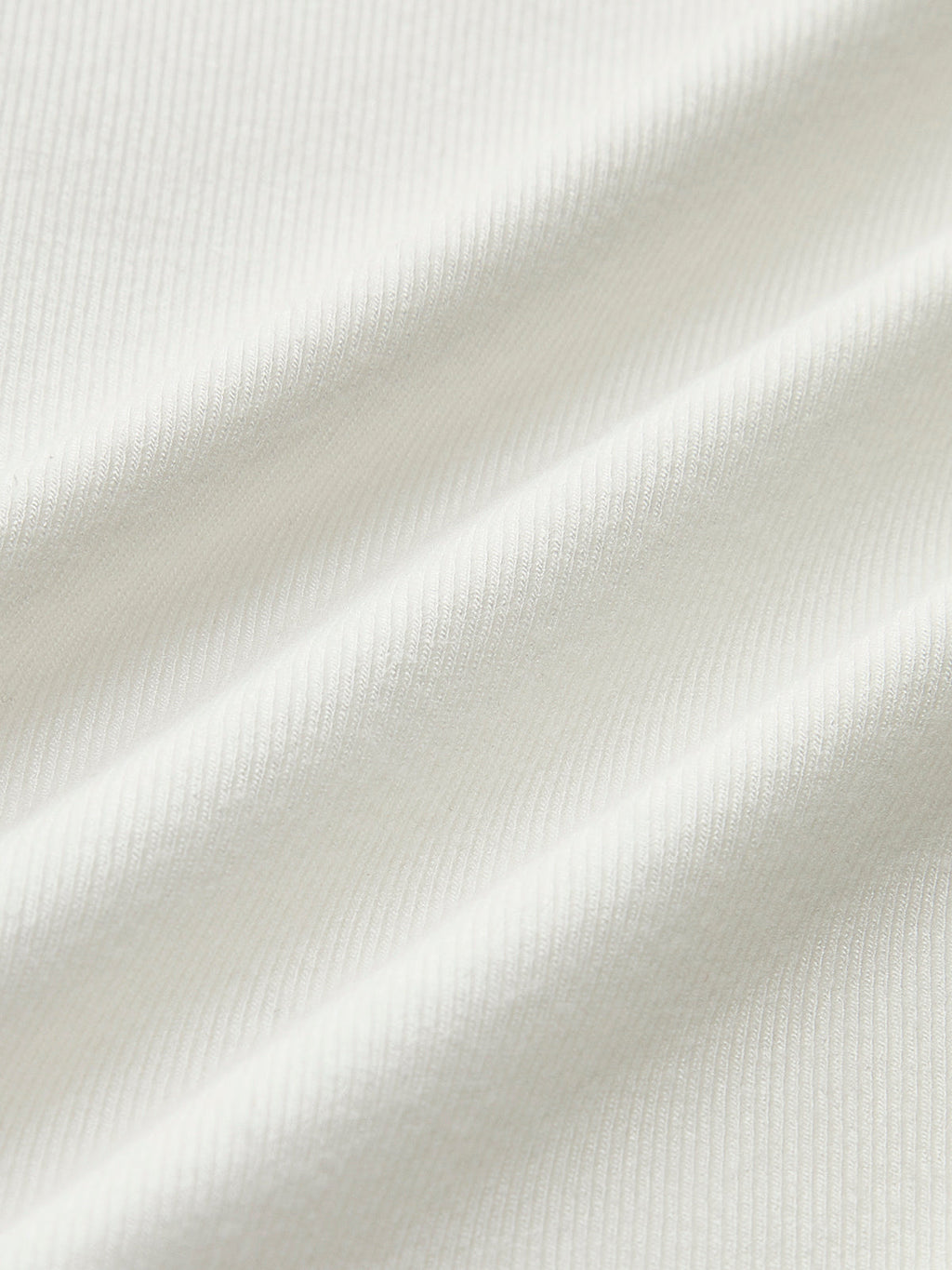Mock Neck Piping Slim T-Shirt