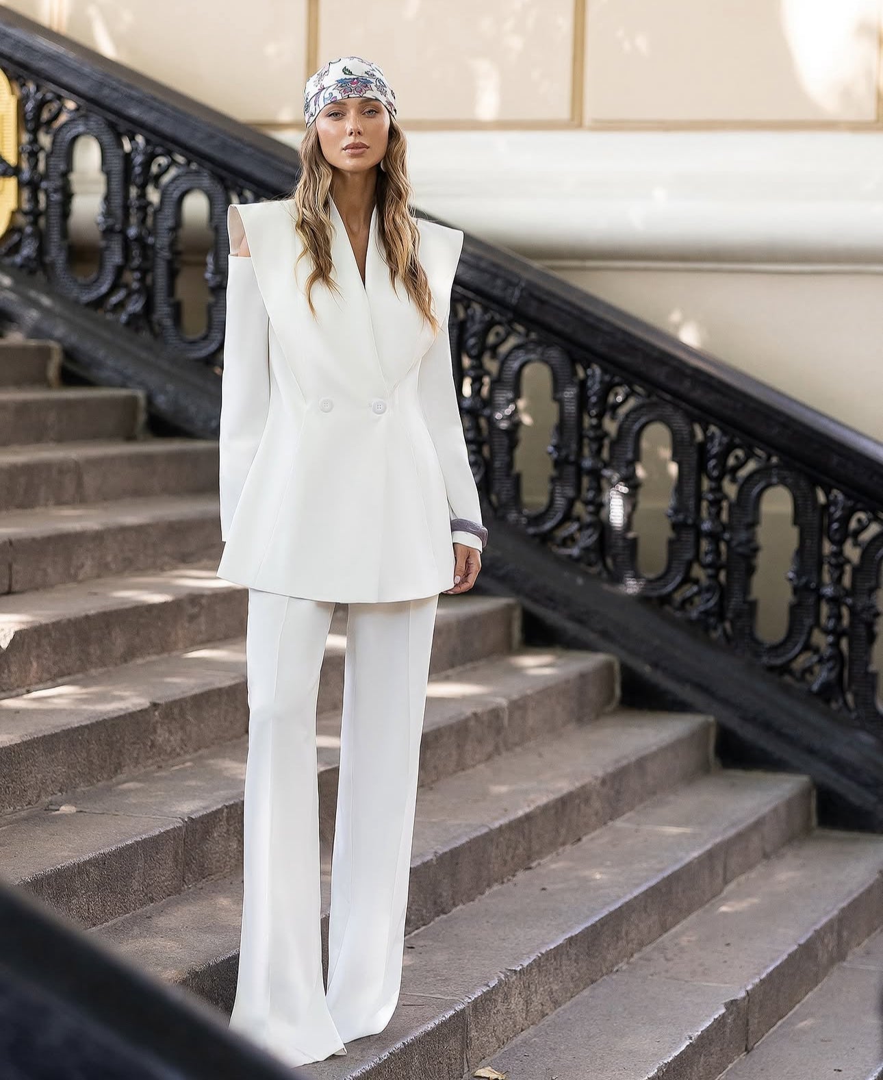 Larisa Women's Elegant Suit