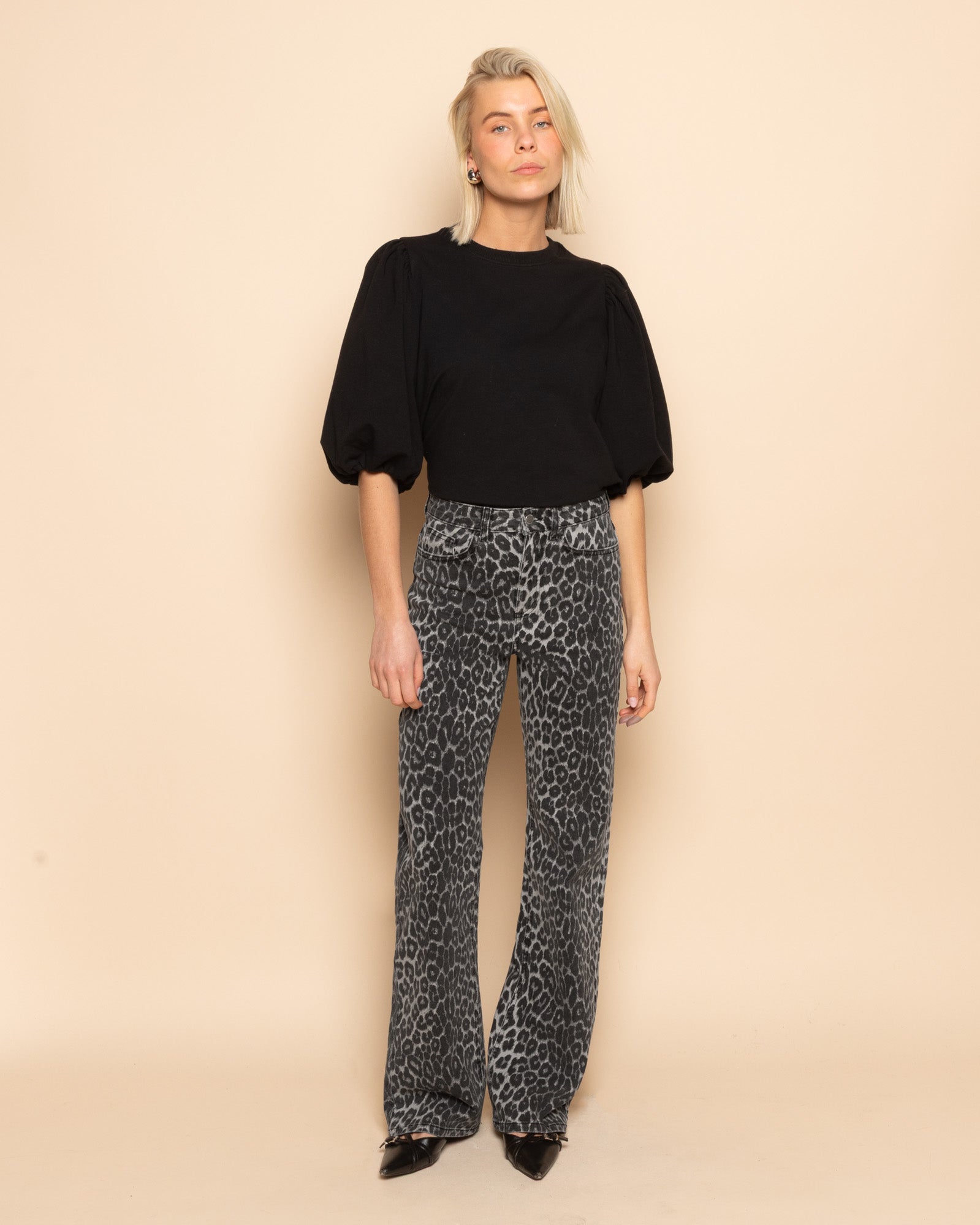 LEOPARD BOOTCUT JEANS GREY