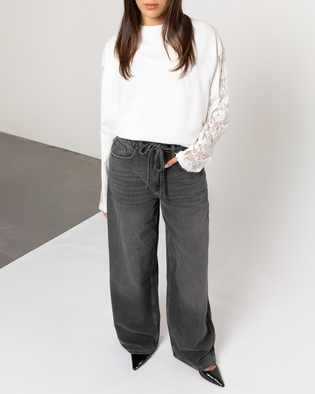 LOTTE BAGGY JEANS GREY