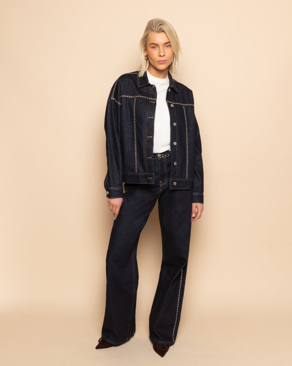 LIA STUD WIDE LEG JEANS RIGID BLUE