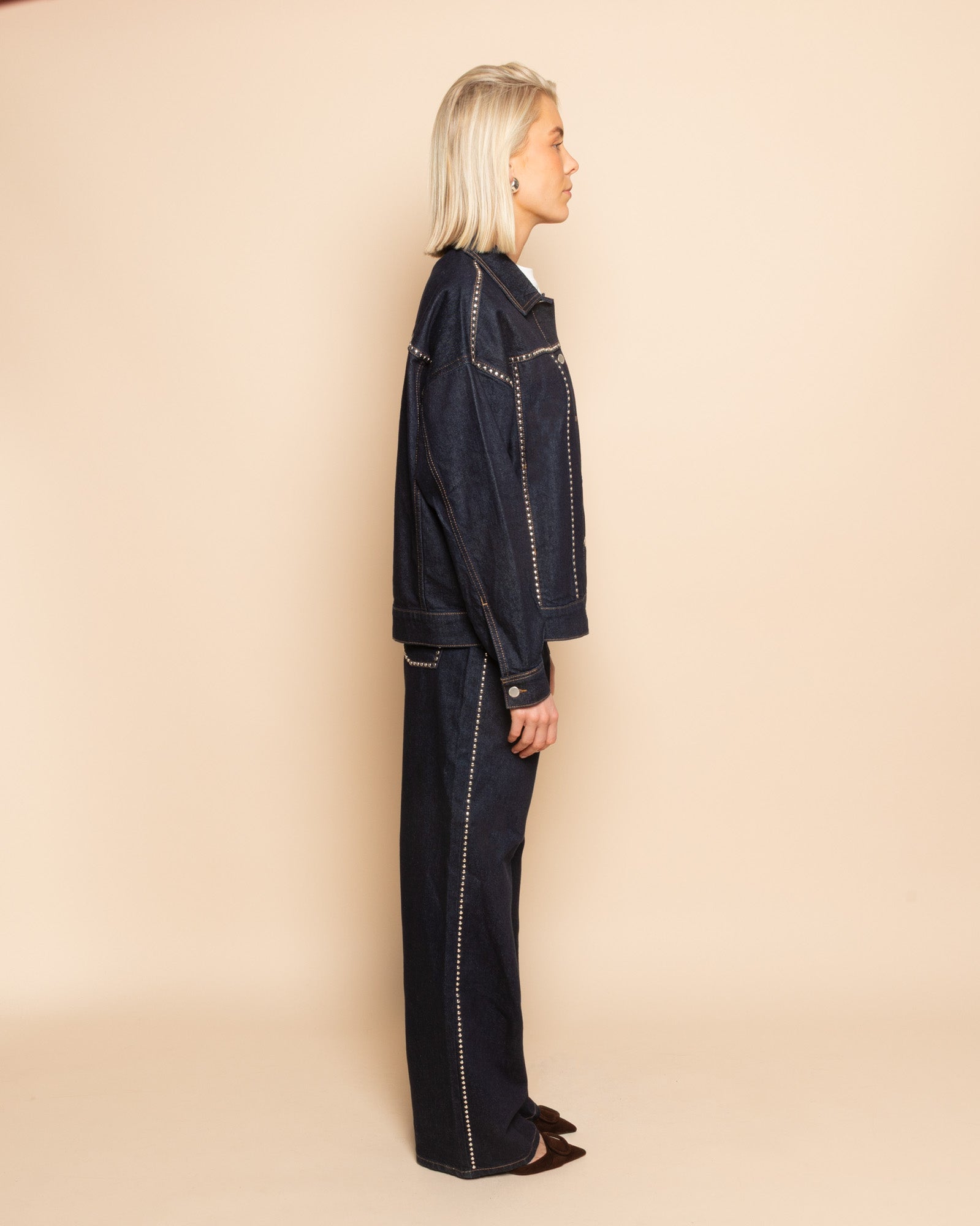 LIA STUD DENIM JACKET RIGID BLUE