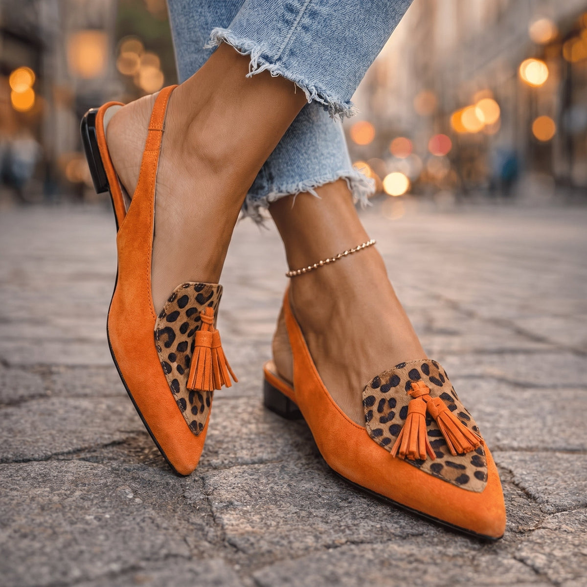 LORENA | SANDALS WITH STRAPS & TASSEL DETAILS