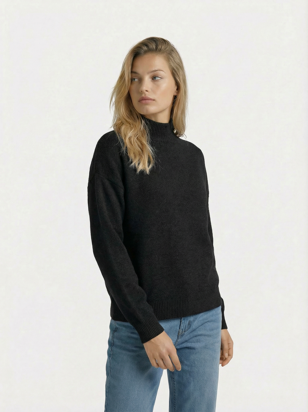 The Ivora Half Collar