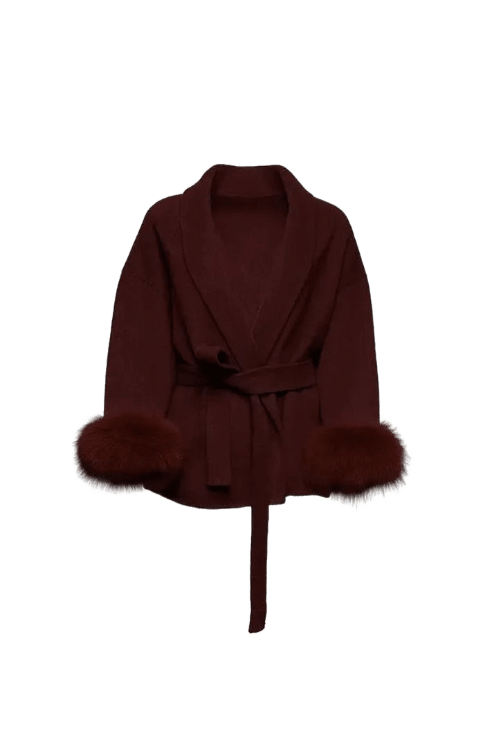 ARCTIC GRACE – Elegant Coat