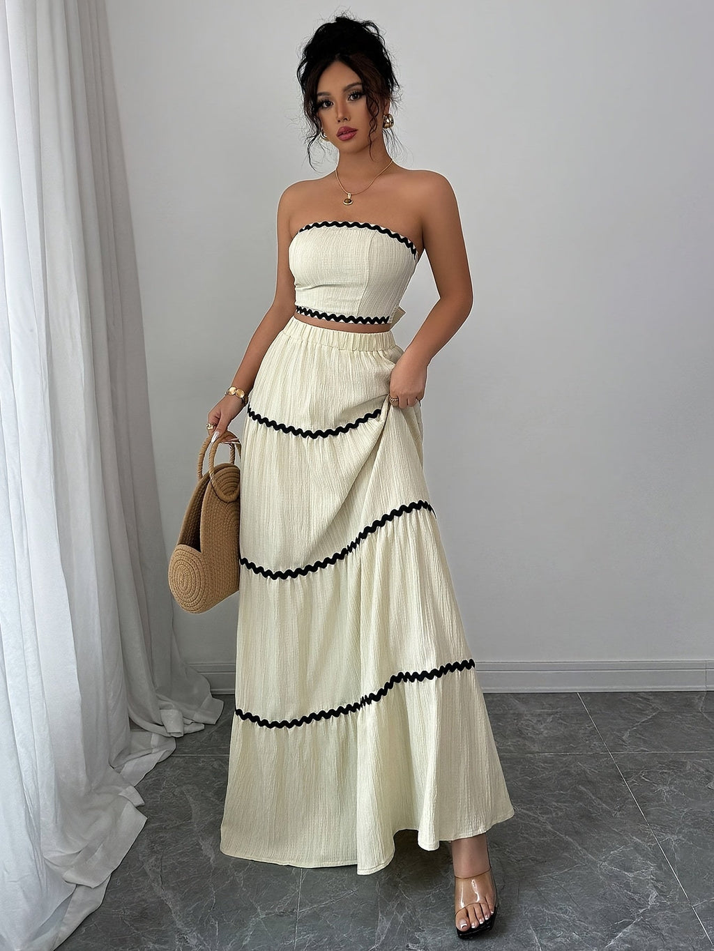 Chic Cropped Top  Skirt Set for Her