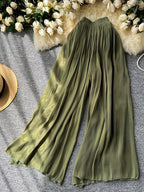 Elegant all-season wide-leg pants by 64b136-1e, showcasing flowing fabric and comfortable fit in a stylish bottomwear design.