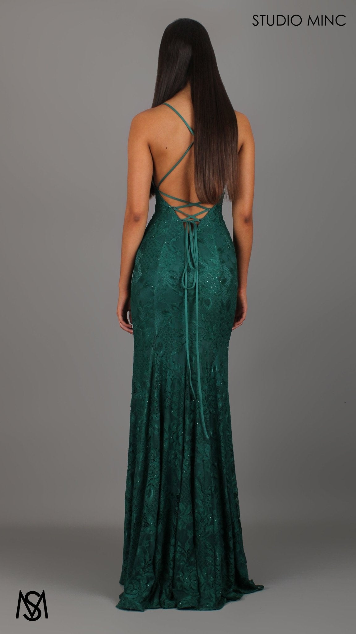 Jasmine - Emerald Green formal dress | lace V neckline fitted mermaid lace up