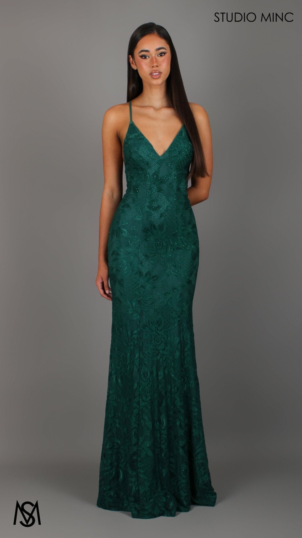 Jasmine - Emerald Green formal dress | lace V neckline fitted mermaid lace up