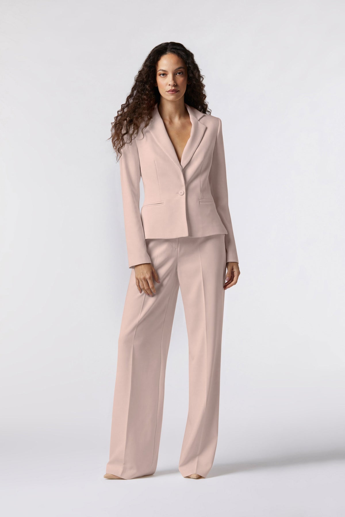 Goito Palazzo Suit | Kady