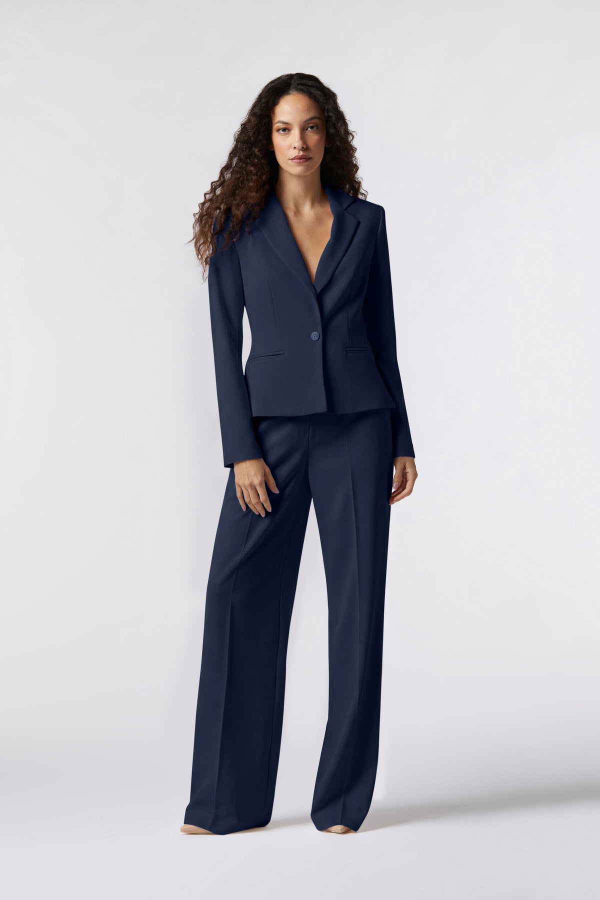 Goito Palazzo Suit | Kady