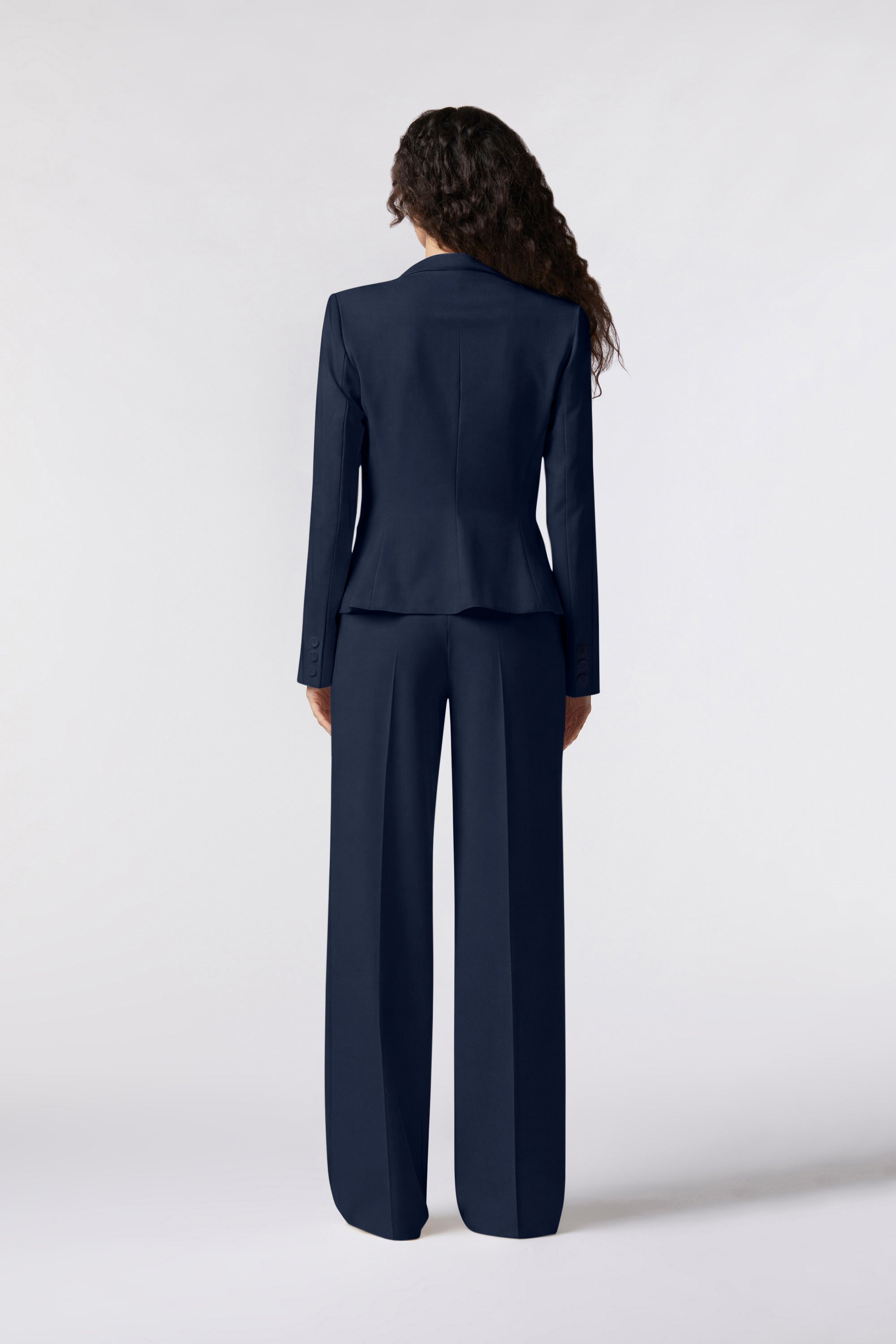 Goito Palazzo Suit | Kady
