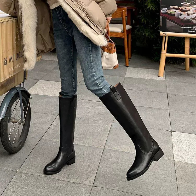 CALM BLACK COWHIDE LEATHER BOOTS