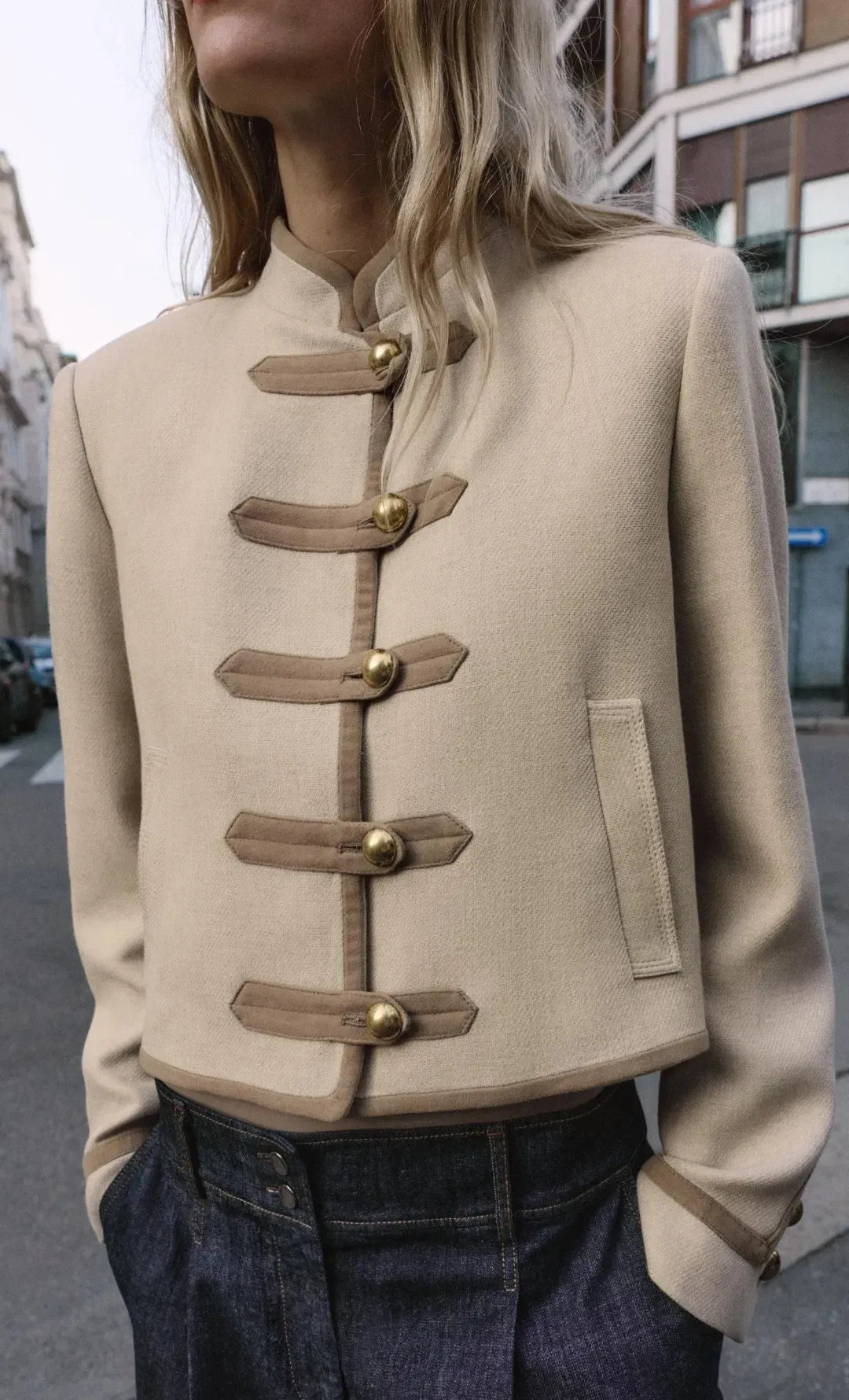 Buttoned Jacket "Napoleone" Beige