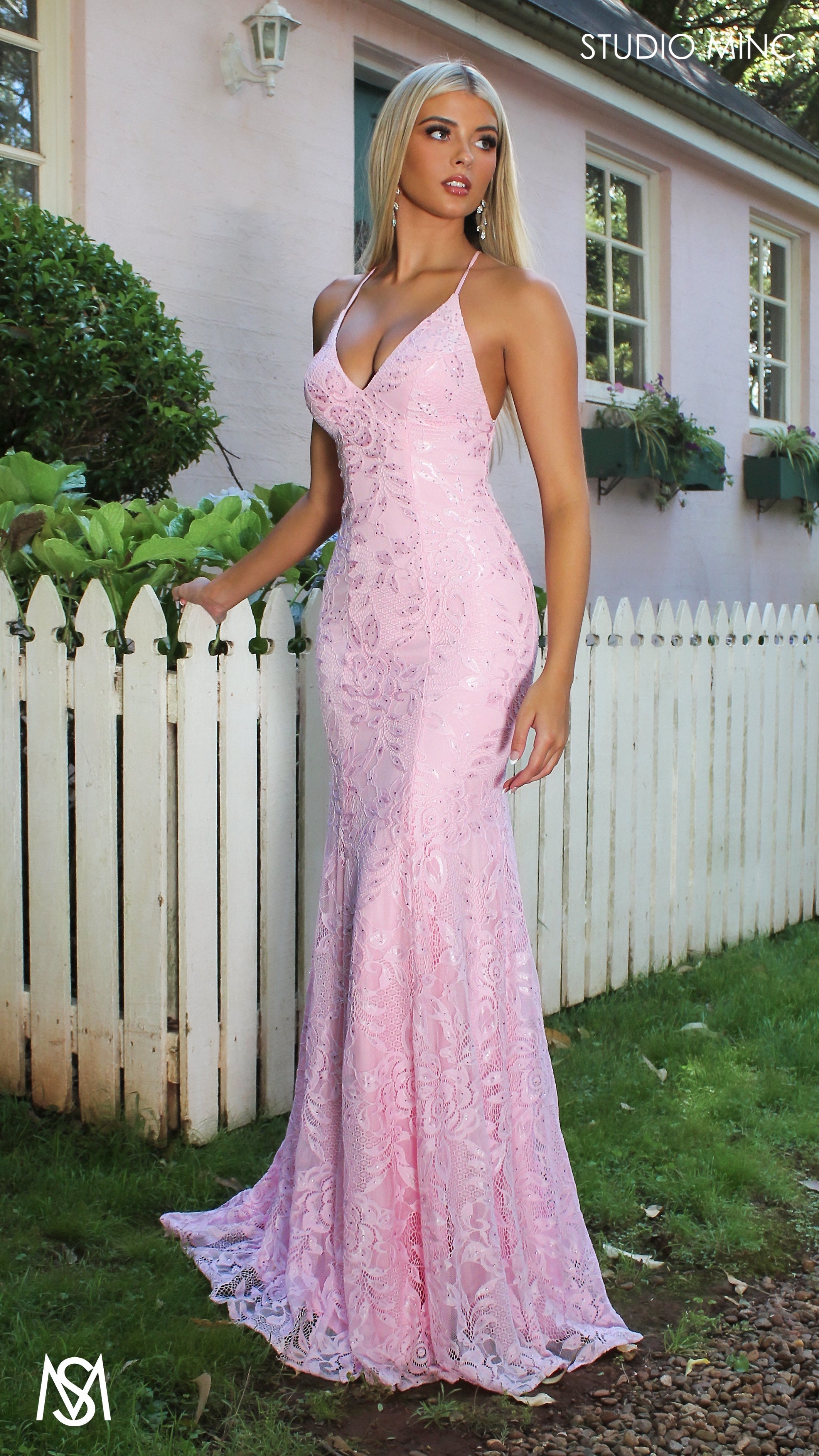 Jasmine - Light Pink formal dress | lace V neckline fitted mermaid lace up