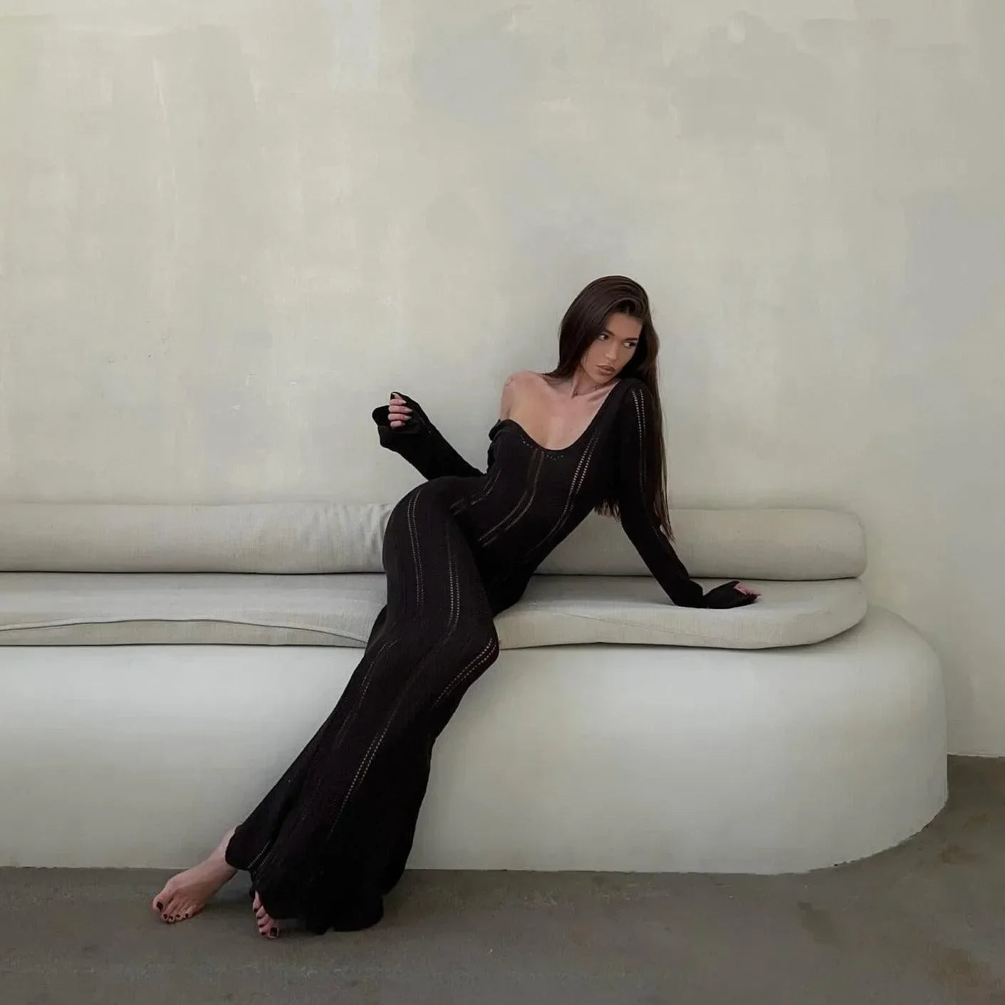 Juno Black Knitted Long-Sleeved Maxi Dress