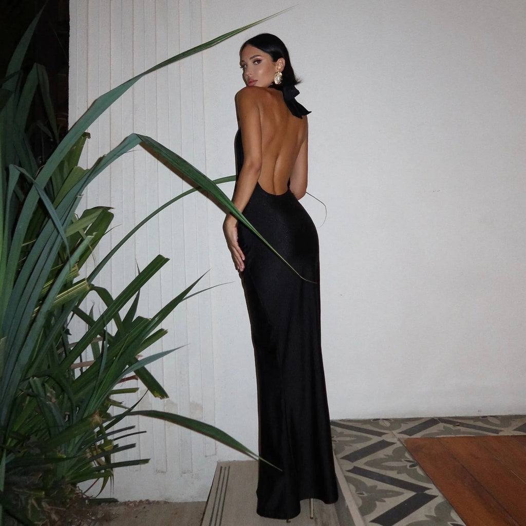 Only Invites Elegant Black Maxi Dress
