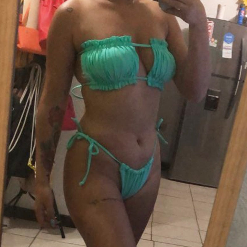 Bandeau String Bikinis