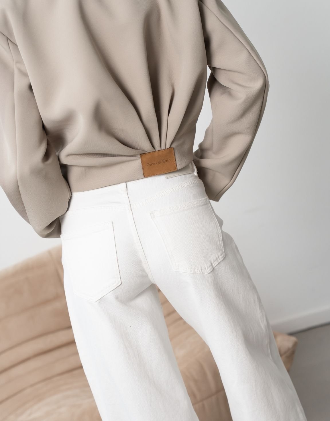 Taupe Premium Achterkant Detail - Jas